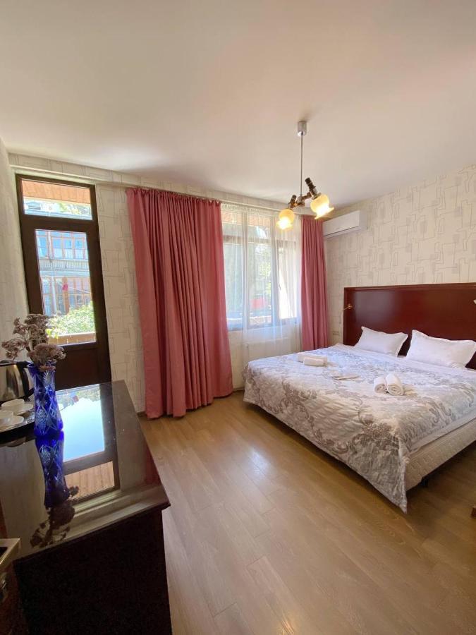 Tbilisi Central Hotel Εξωτερικό φωτογραφία